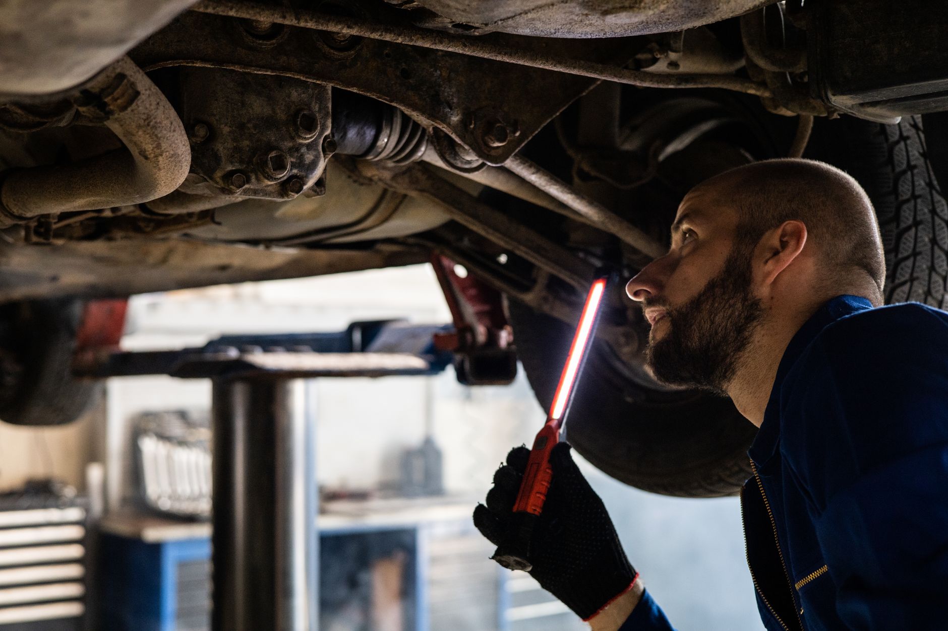Cómo elegir un coche de segunda mano fiable: guía práctica