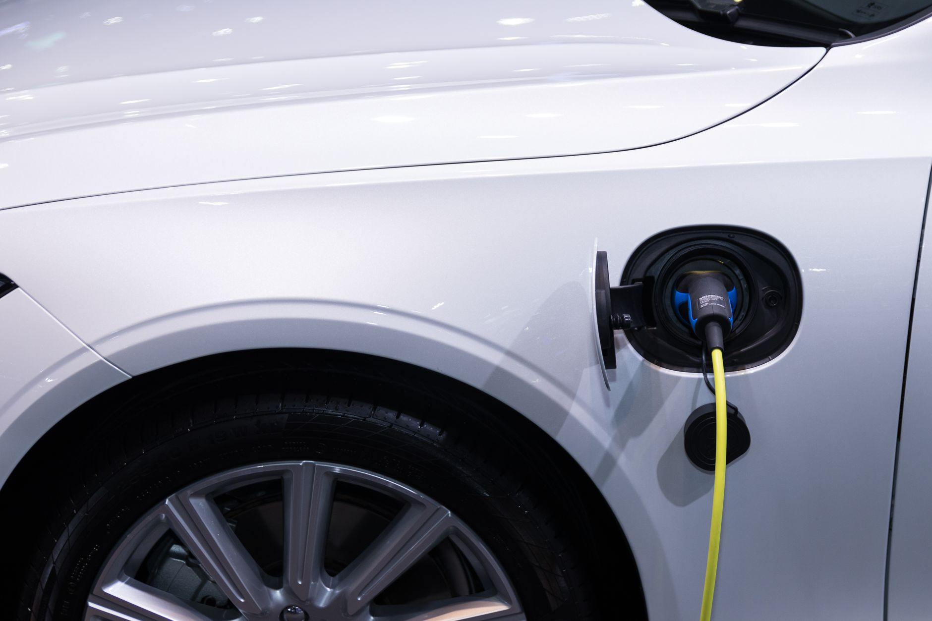 Del Plan MOVES al Programa Auto+: las ayudas al coche eléctrico en 2026